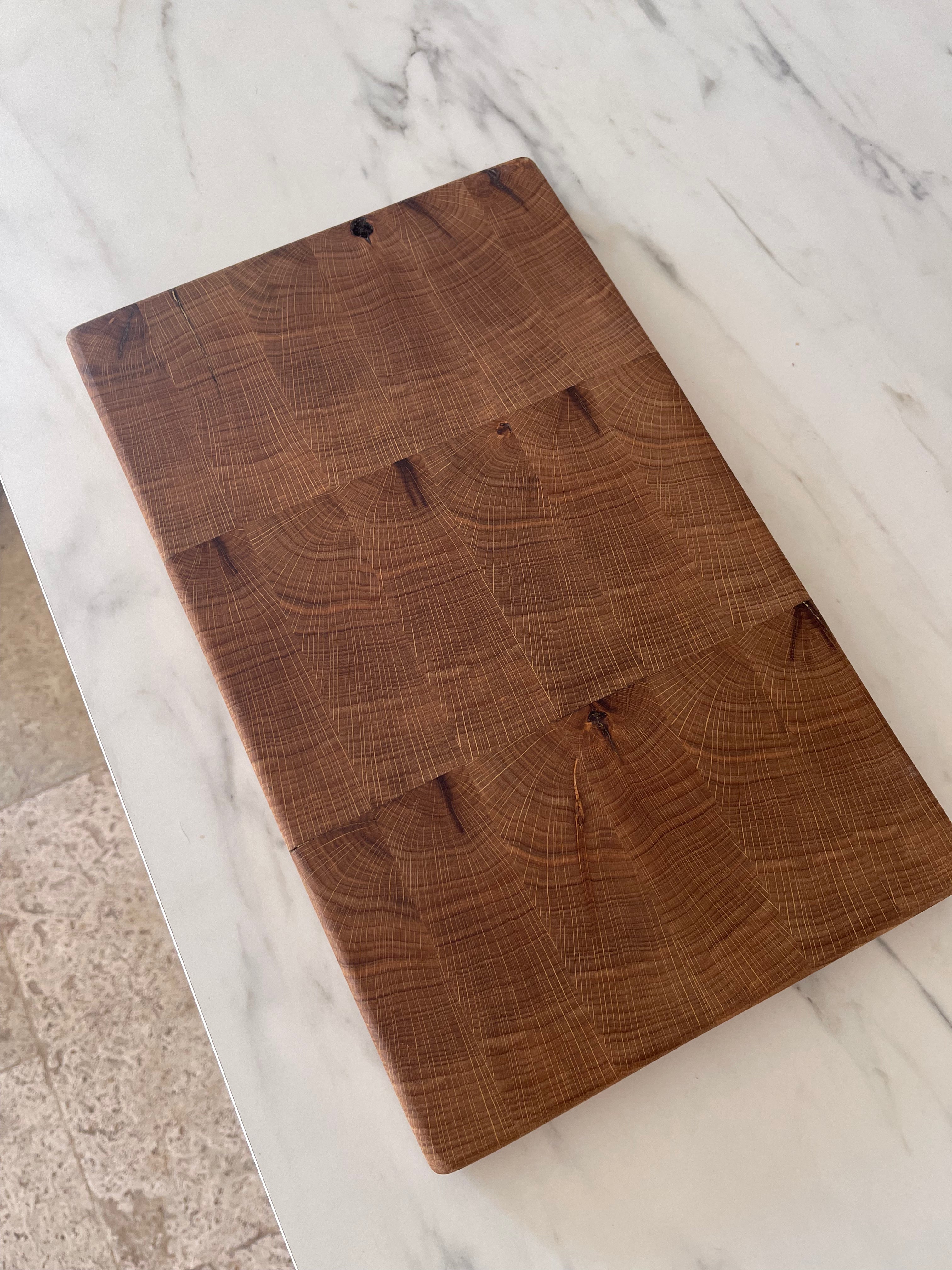 Planche à découper en chêne massif – Grain de bout – Planche de cuisine artisanale – Bloc de boucher – Cadeau cuisine